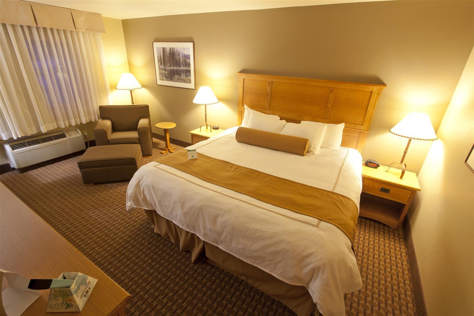Western Grantree Hotel 4*