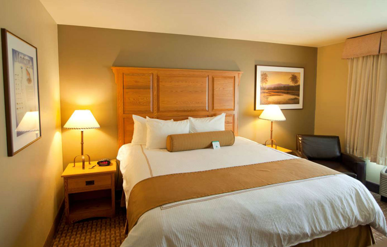 Western Grantree Hotel 4*